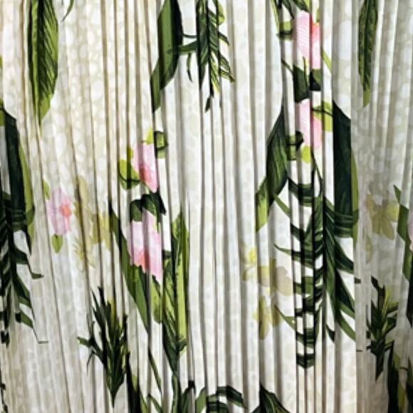 Mlle Gabrielle Maxi Dress Pleated Green Pink Tropical Print New Women’s Size 2X - Picture 12 of 16